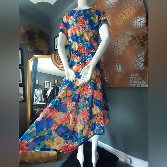 Vintage Floral Multicolor Midi Dress - Picture 5 of 16